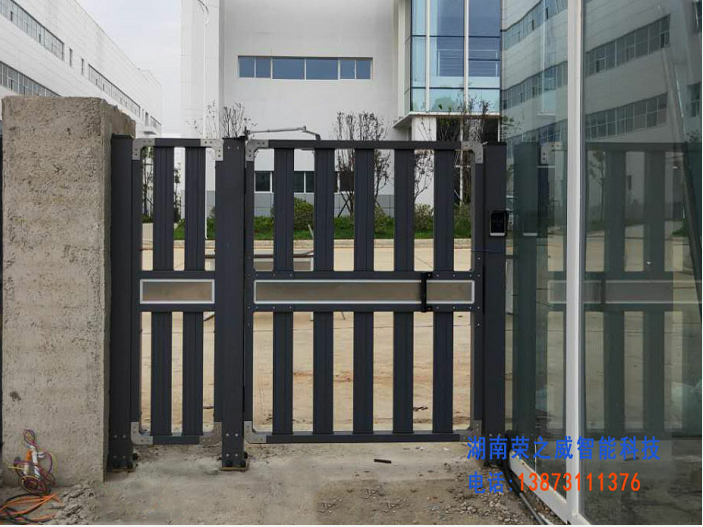 長(zhǎng)沙伸縮門(mén),長(zhǎng)沙電動(dòng)門(mén),長(zhǎng)沙電動(dòng)伸縮門(mén),長(zhǎng)沙伸縮門(mén),長(zhǎng)沙電動(dòng)伸縮門(mén)廠